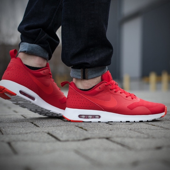 NIKE Air Max - Picture 3 of 7